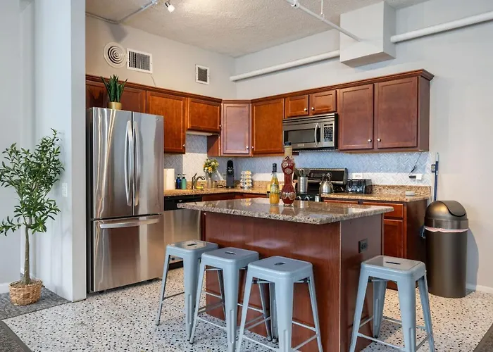 Spacious Downtwn Penthouse Vintage 3bd-gym & Balcony #2 * Chicago