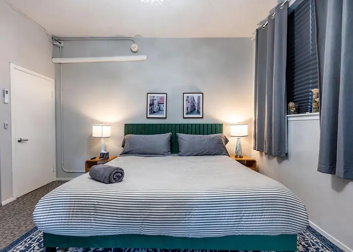Spacious Downtwn Penthouse Vintage 3bd-gym & Balcony #2 * Chicago